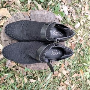 👠SALE👠Franco Sarto Buckle Detail Slip Ons in size 6